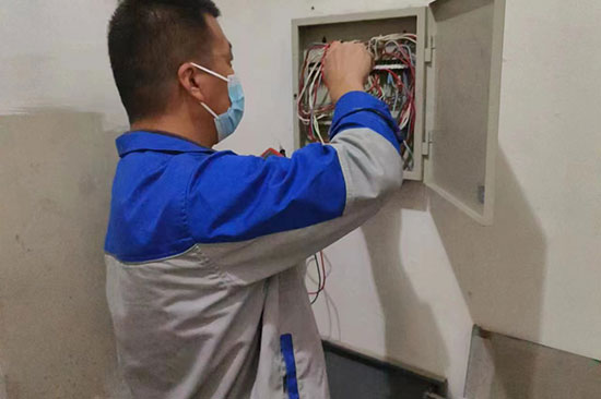 消電檢必須用物業(yè)指定的公司來做嗎？